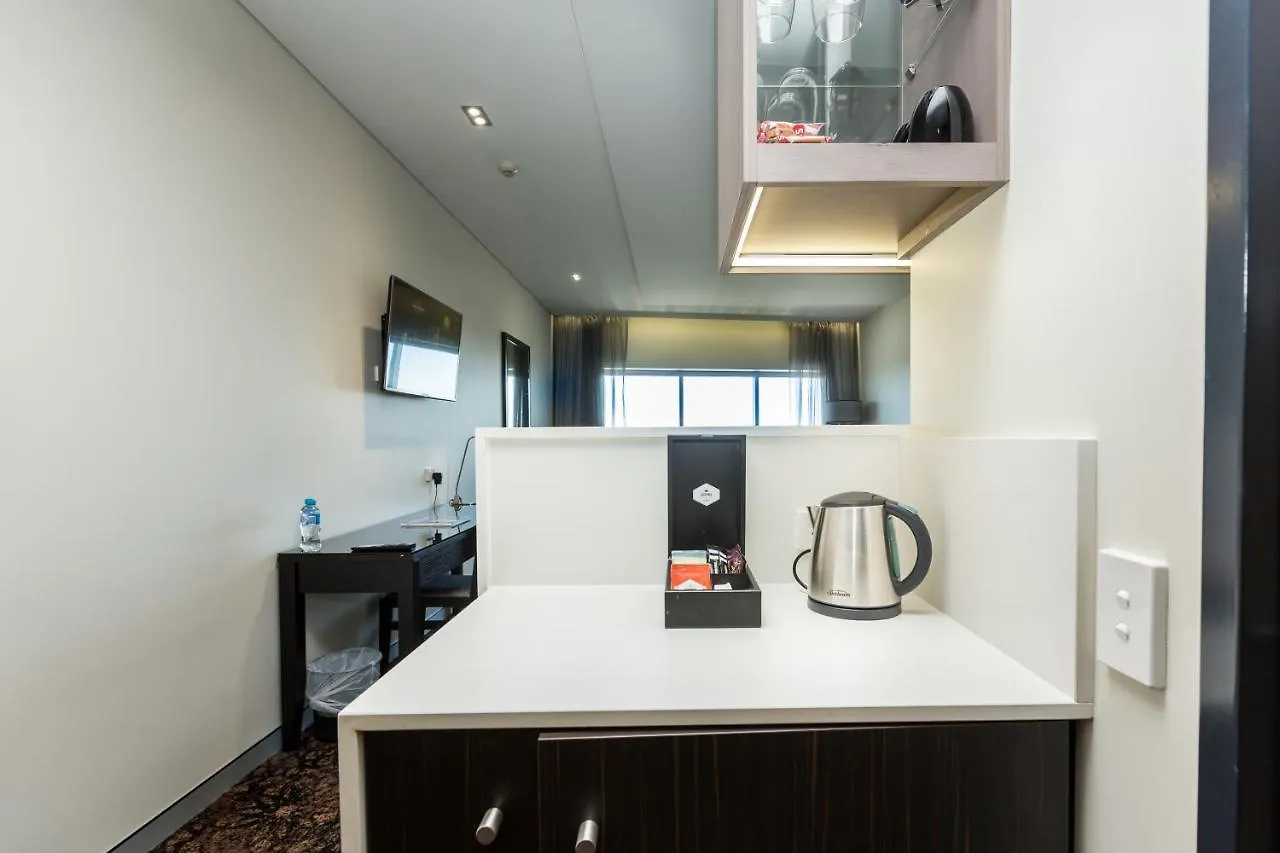 Alexandra Hills Hotel Cleveland 4*,